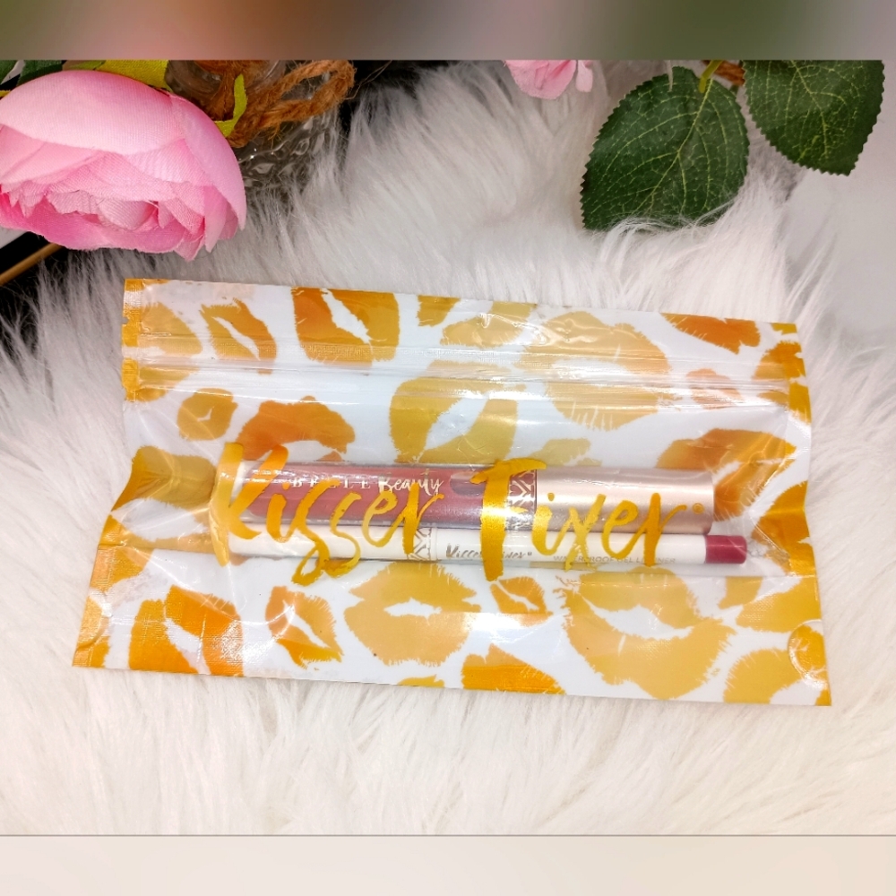 BELLE BEAUTY KISSER FIXER BERRY NUDE LIP KIT.